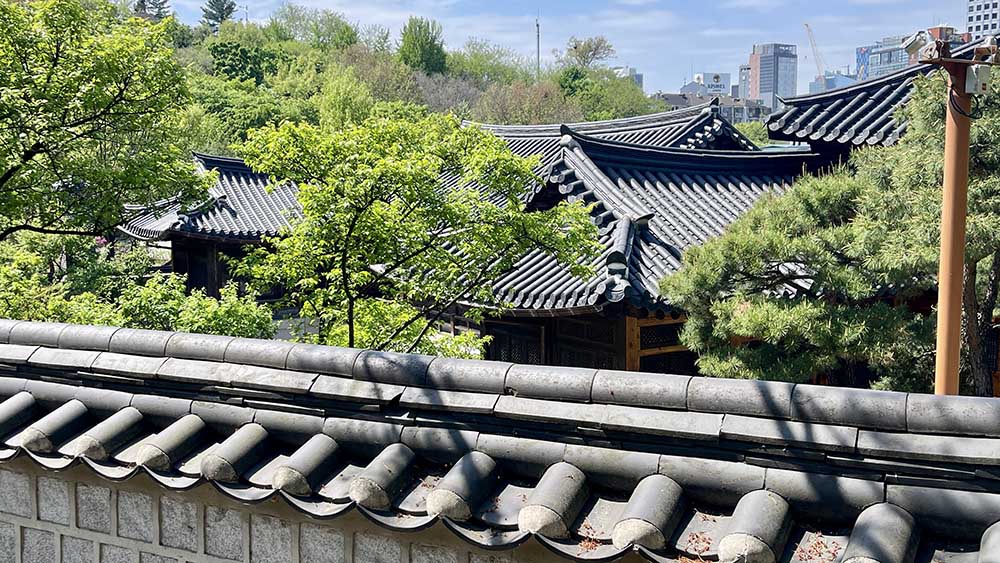 Namsangol Hanok Village : Petit havre de paix au pied de la montagne Namsan