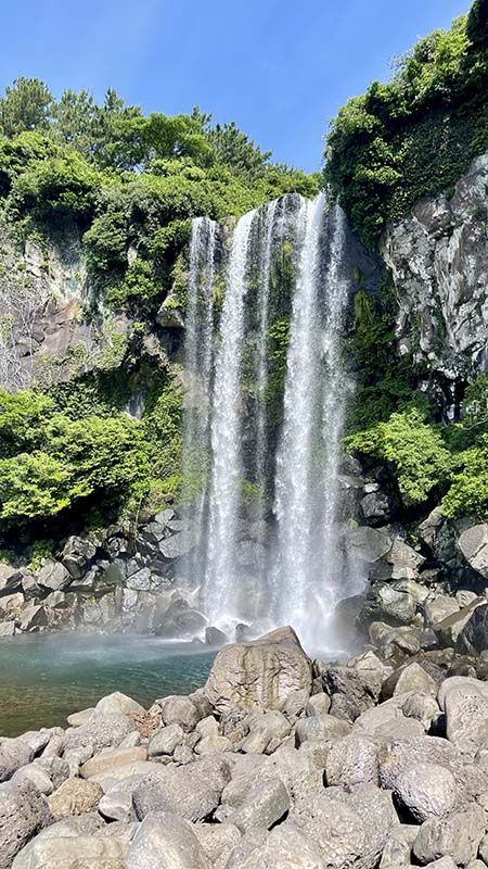 Seogwipo Jeongbang Waterfall jeju 3