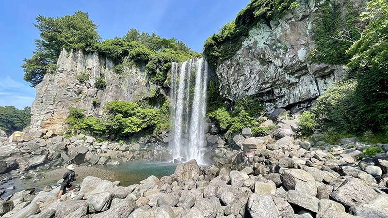 Seogwipo Jeongbang Waterfall jeju 4